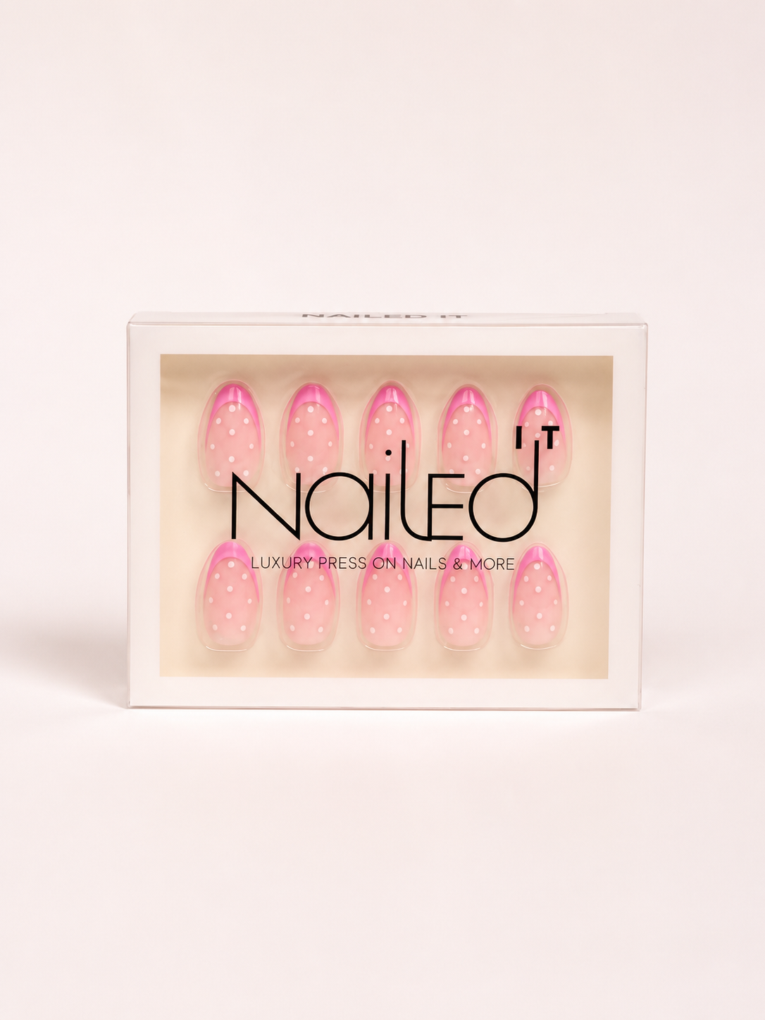 MACARON